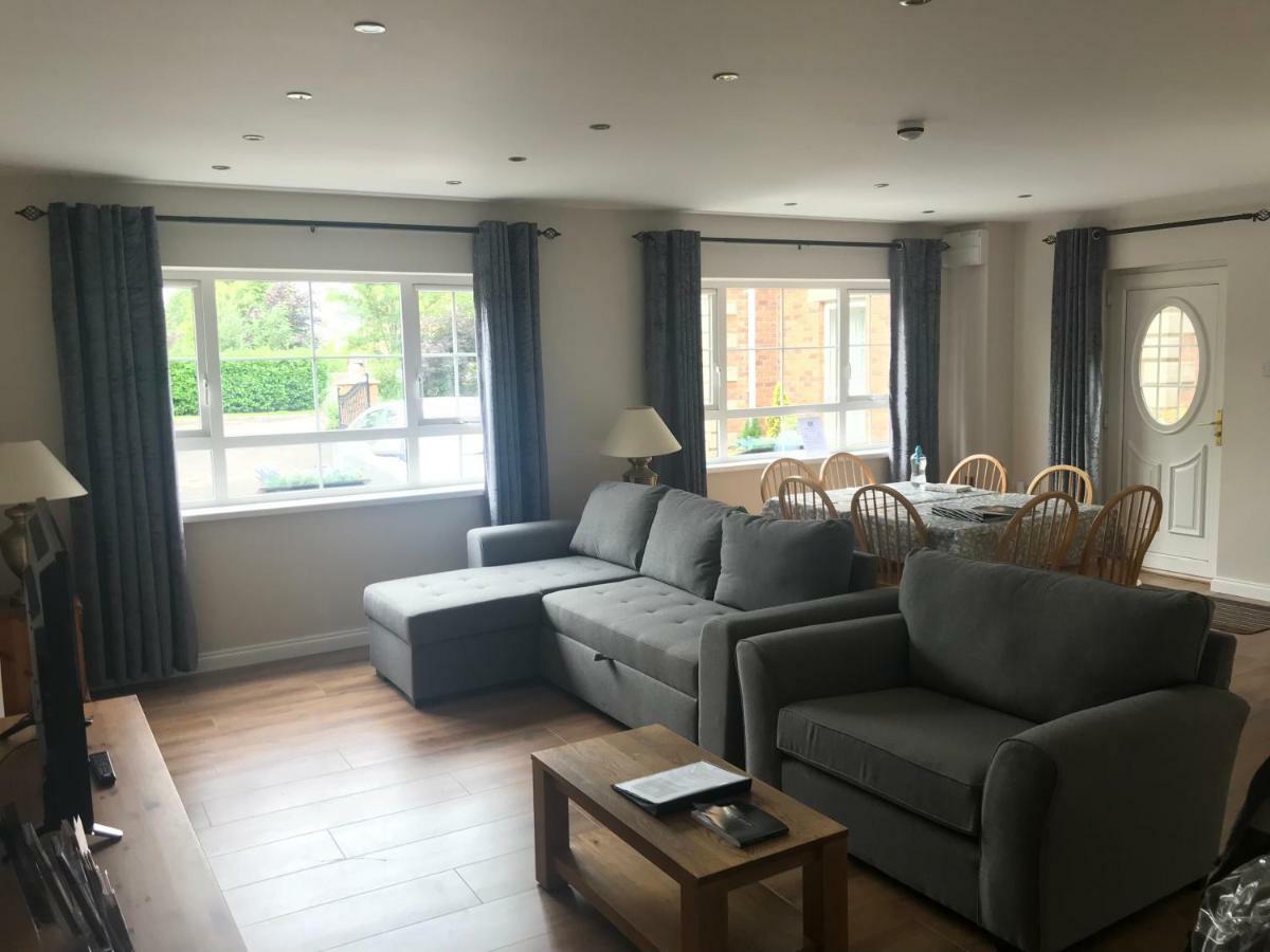 Hotel Killead House Aldergrove Esterno foto