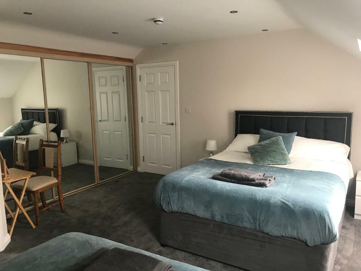 Hotel Killead House Aldergrove Esterno foto