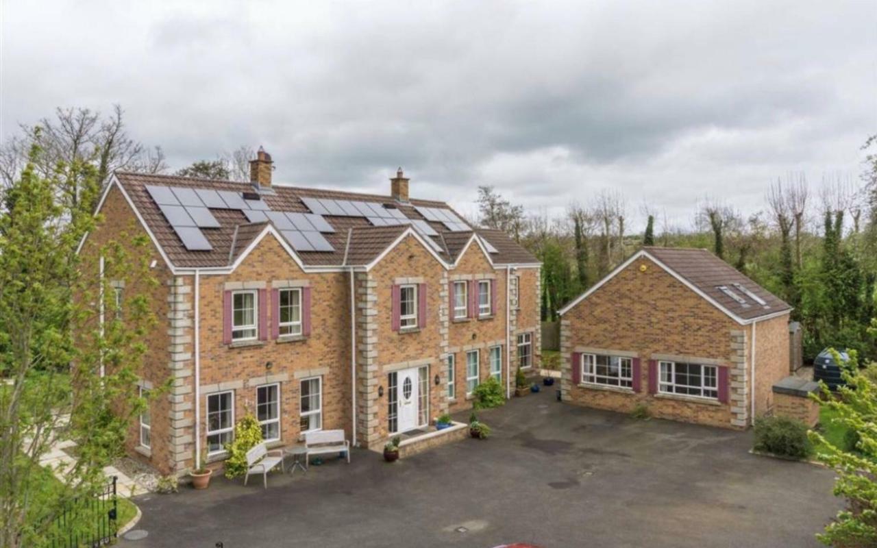 Hotel Killead House Aldergrove Esterno foto