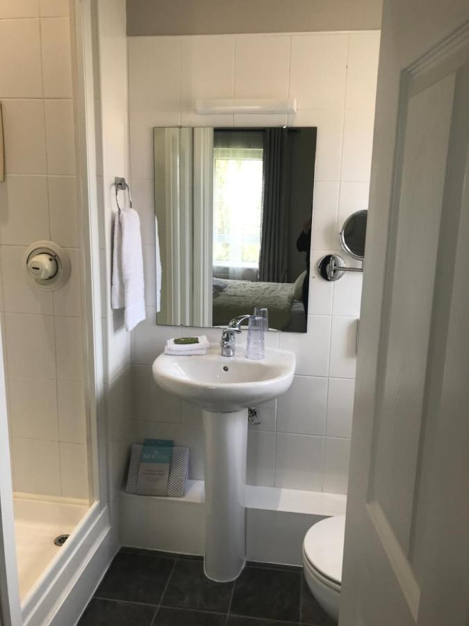 Hotel Killead House Aldergrove Esterno foto